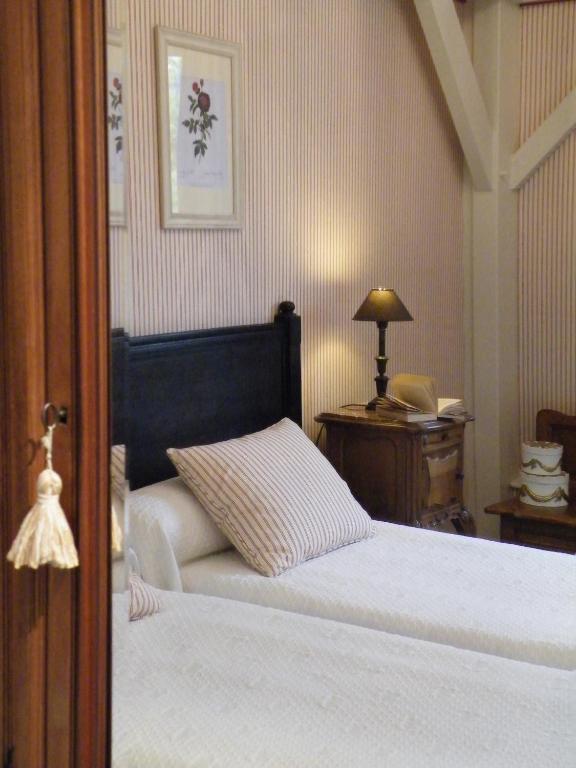 Hotel Diderot Chinon Room photo